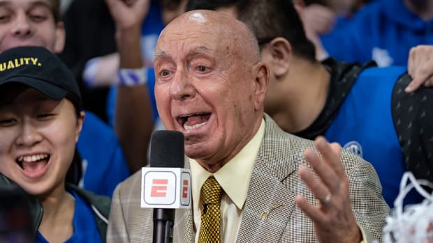 dick-vitale-cancer-research-jimmy-v-foundation.jpg